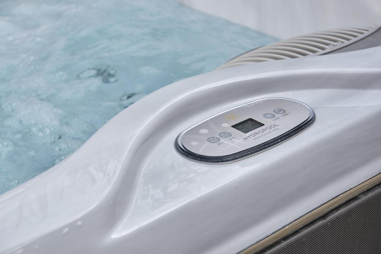 Luxury Cotswolds Cottage Optional Hot Tub, Castle Combe Ngoại thất bức ảnh